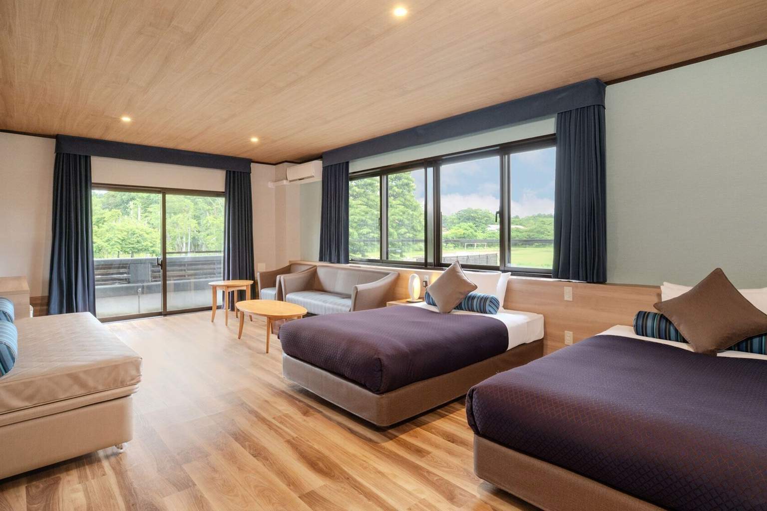 [Mt.Fuji View] Deluxe Twin (with shower booth) 1