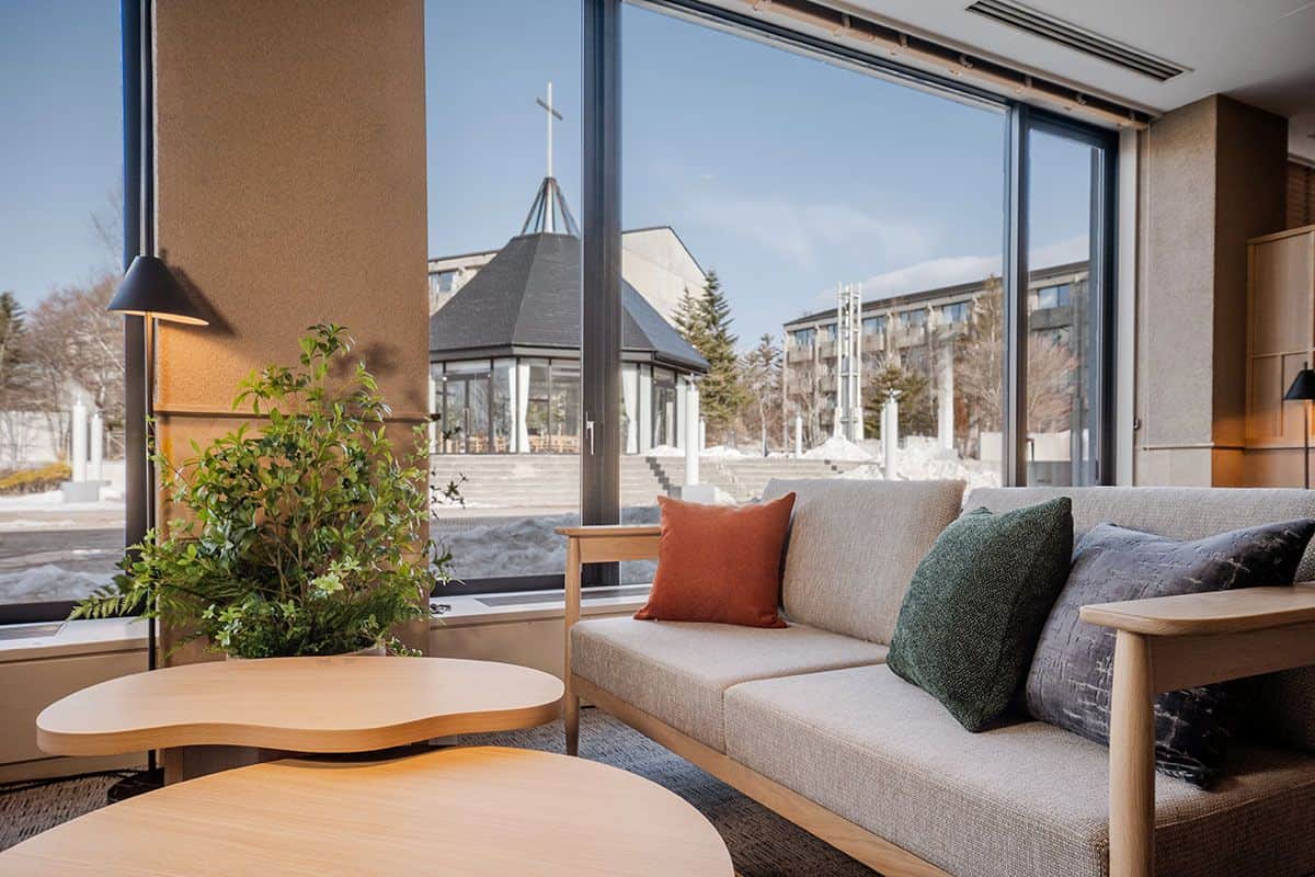 ロビーラウンジ - 1