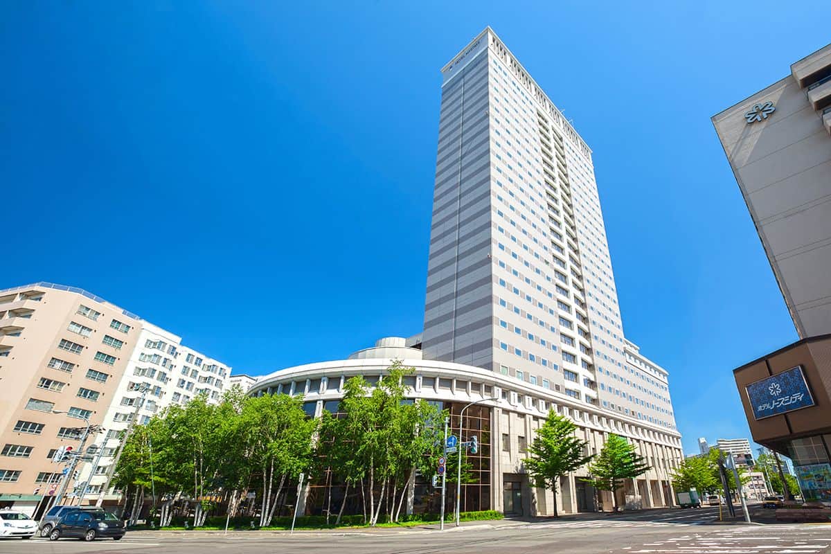 https://imagedelivery.net/Ahwf2rDz3ZiXm1qkpDKg1w/e7723516-ad85-4302-f0d8-b30fe2f70e00/public