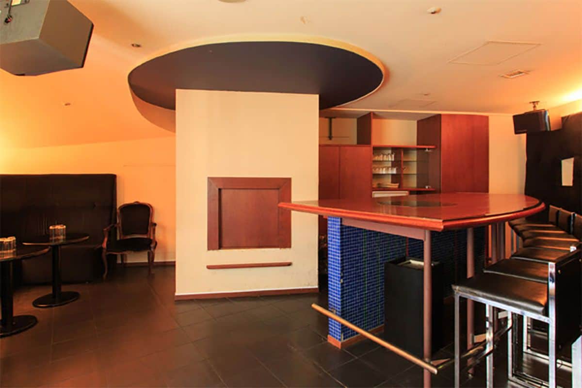 バーカウンター付カラオケルーム - 0