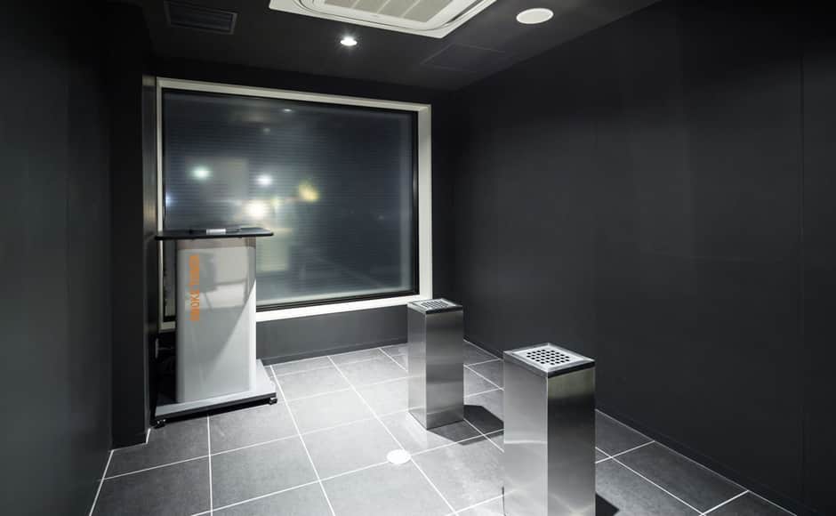 喫煙スペース - 0