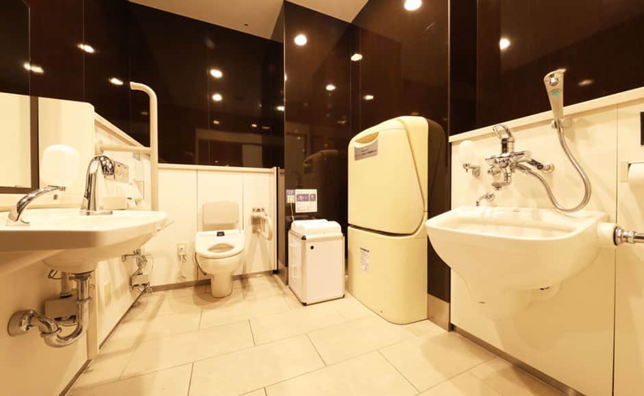 Accessible toilets - 0