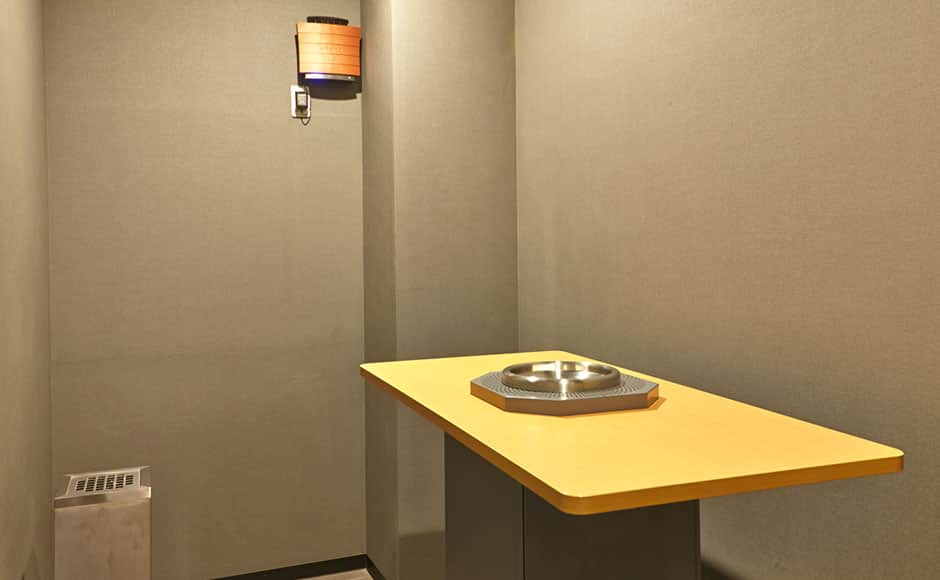 喫煙スペース - 0