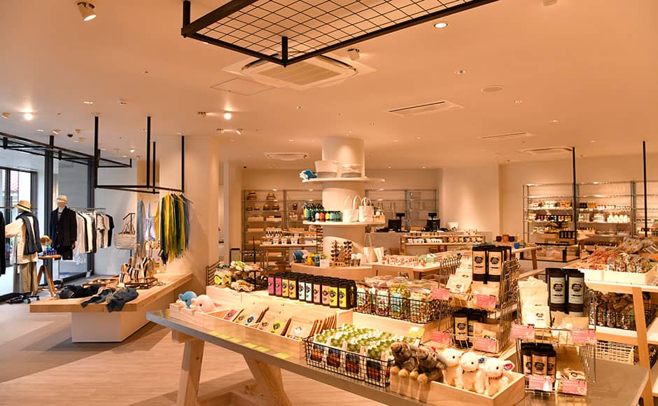 RESORT SHOP & MARKET - 0