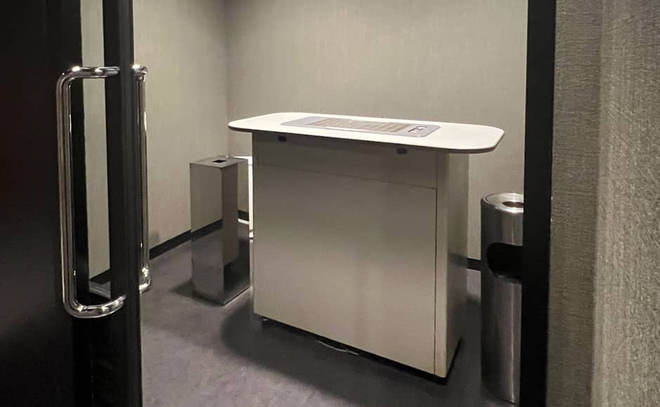 喫煙スペース - 0