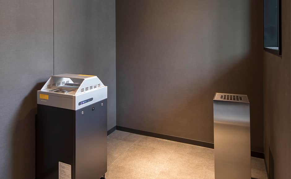 喫煙スペース - 0