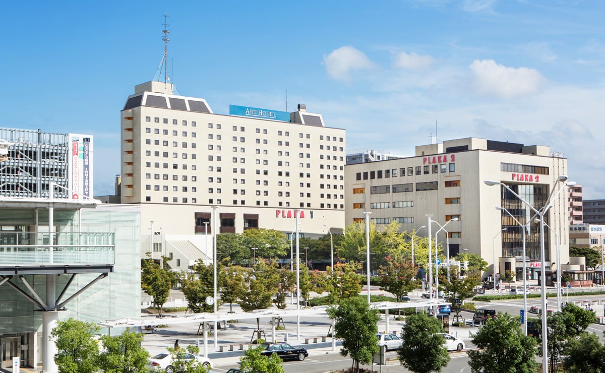 Hotels Within a 5-Minute Walk of Train Stations