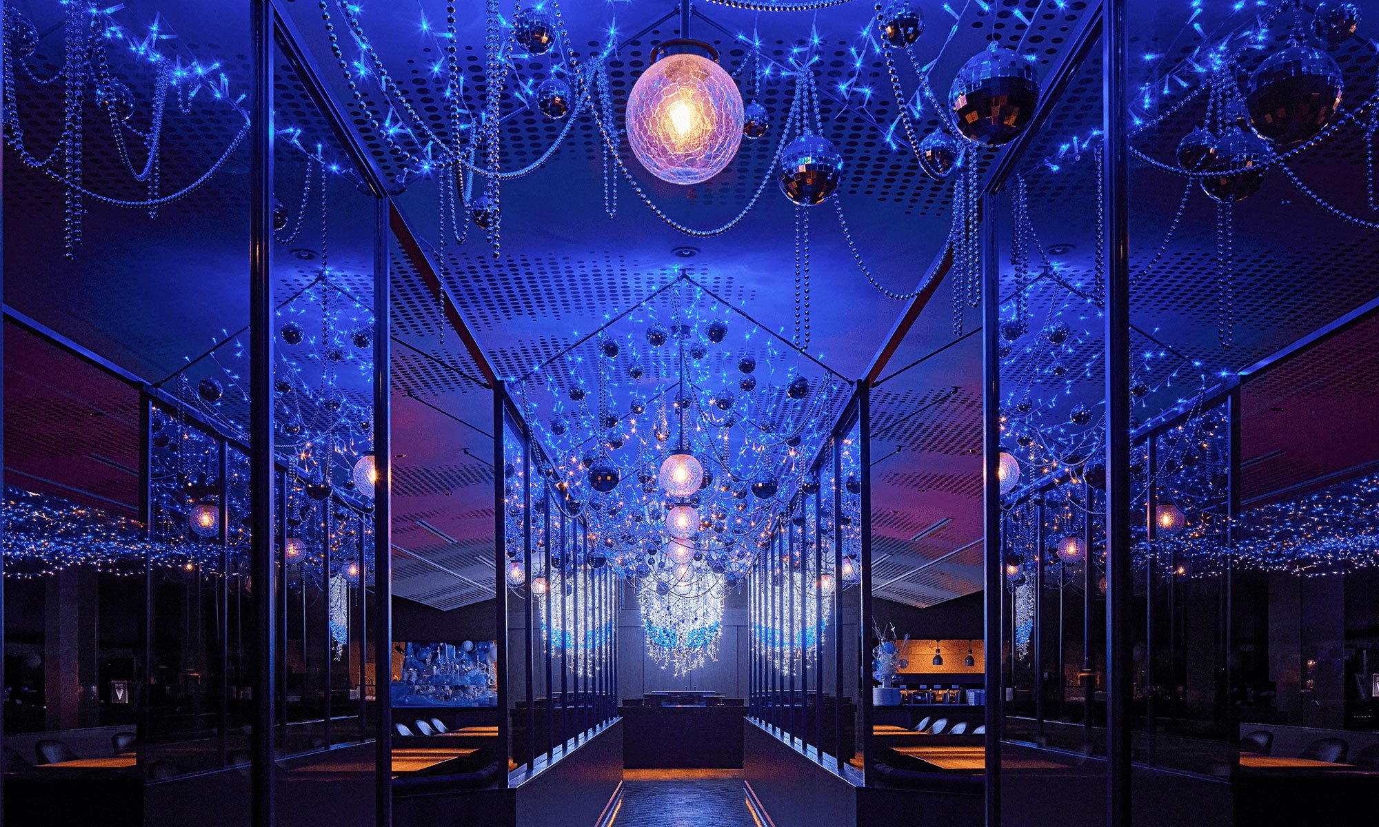 地上200mで輝く、10,000の光が奏でる“ウィッシュコア”の世界へ。スノー