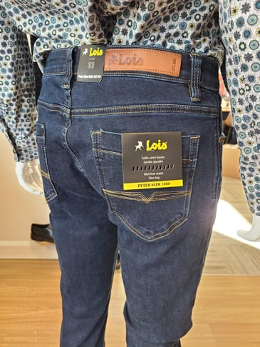 LOIS HOMME JEANS TAILLE SEMI-BASSE ÉLASTIQUE ET JAMBE AJUSTÉE