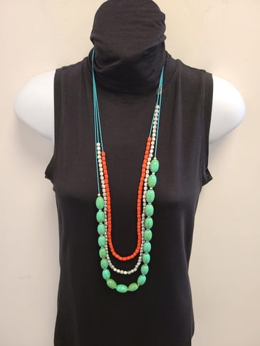 SANDWICH COLLIER LONG TRIPLE AVEC BILLES ARGENT/ROUGE/SARCELLE