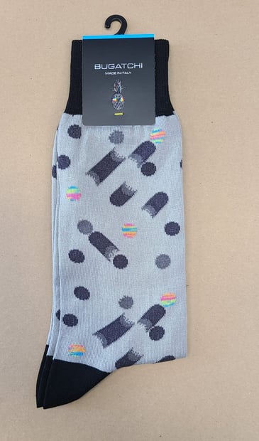 BUGATCHI BAS DE FANTAISIE POUR HOMME GRIS A POIS EXTRÉMITÉ NOIRE