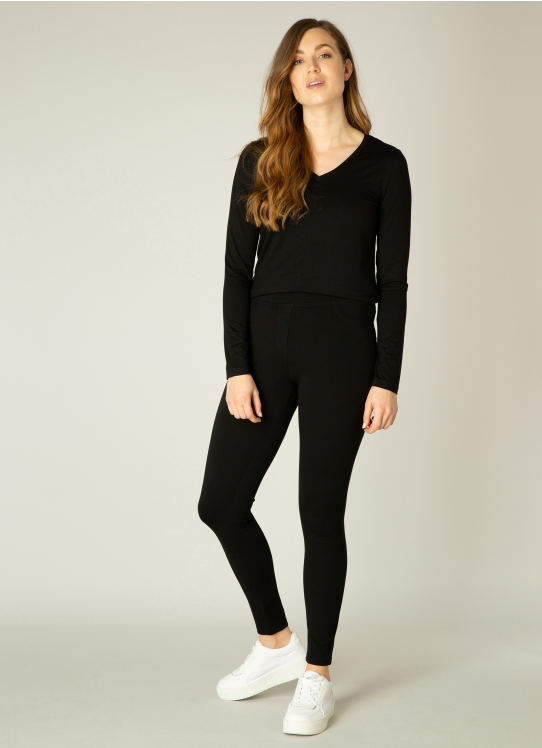 YEST LEGGING NOIR AVEC FAUSSES POCHES DEVANT ET VRAIES POCHES DERRIÈRE