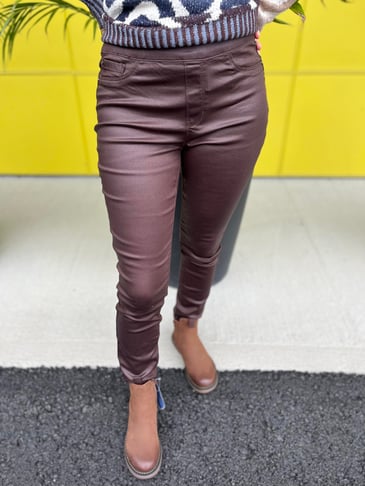 CHARLIE B PANTALON PULL ON CIRÉ SKINNY