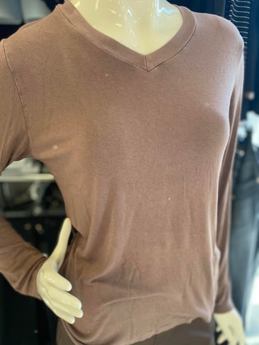 PISTACHE CHANDAIL COL EN V VISCOSE