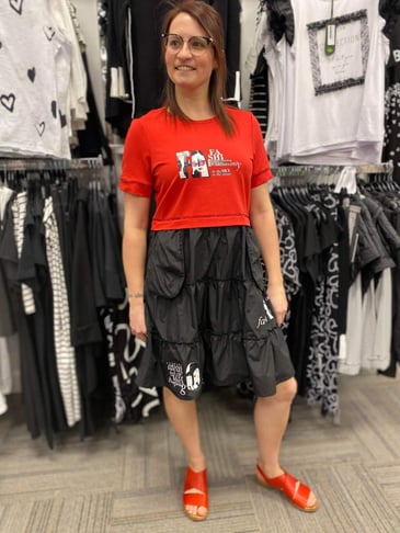 TRICOTTO ROBE À MANCHE COURTE HAUT ROUGE BAS FROUFROU NOIR