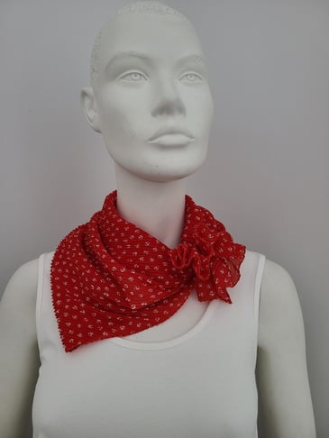 AXELLE PETIT FOULARD D'ÉTÉ CARRÉ TISSU GAUFFRÉ