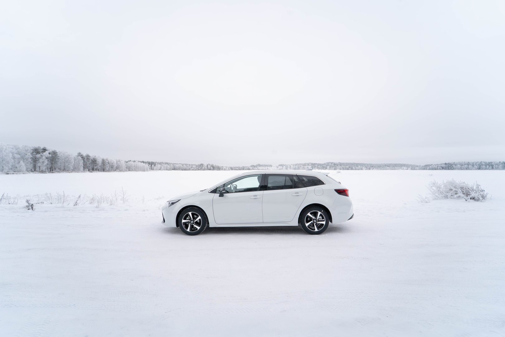 Arctic winter driving in Rovaniemi, Lapland