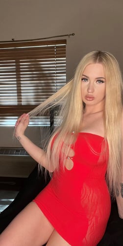 Naomi Ryder at Sheri's Ranch - Photo 12 of 17