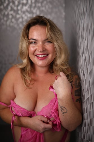 Gwen Bunny at Sheri's Ranch - Photo 12 of 26