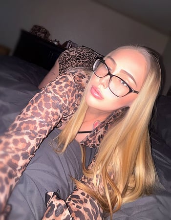 Mandy Blaze at Sheri's Ranch - Photo 4 of 9