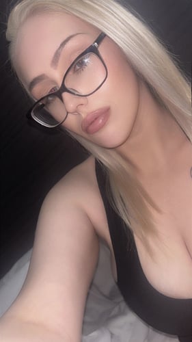 Mandy Blaze at Sheri's Ranch - Photo 5 of 9