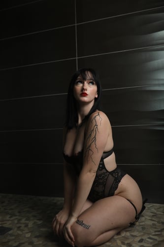 Honey Bee at Sheri's Ranch - Photo 9 of 15