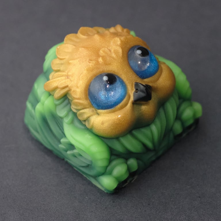 Golden Crown (Damaged)