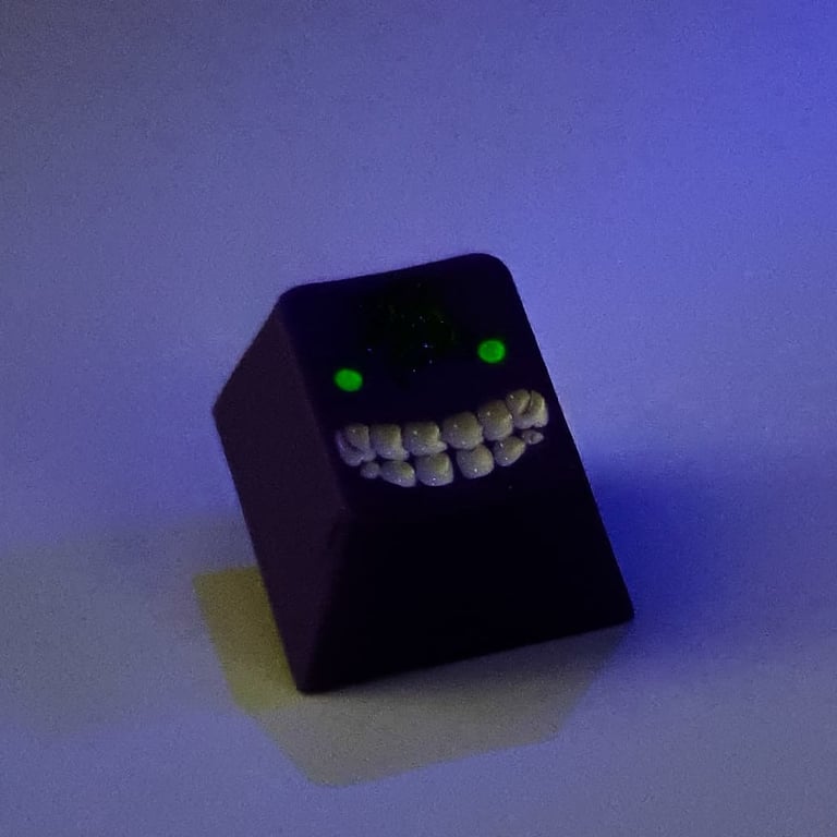 Purple Spiral Face (GID)