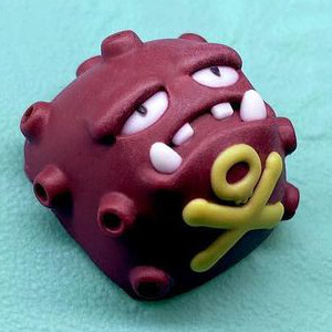 W006 Red