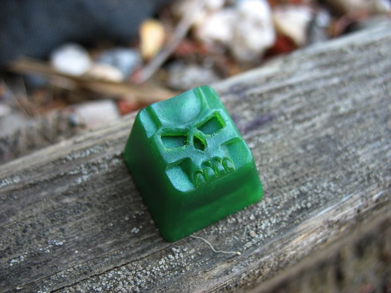 Cacoethes Green