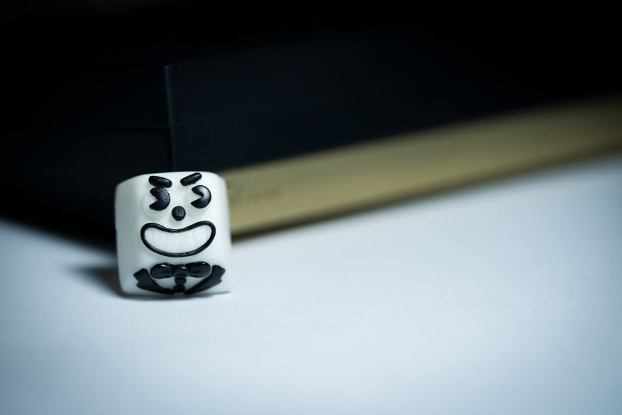 Monochrome