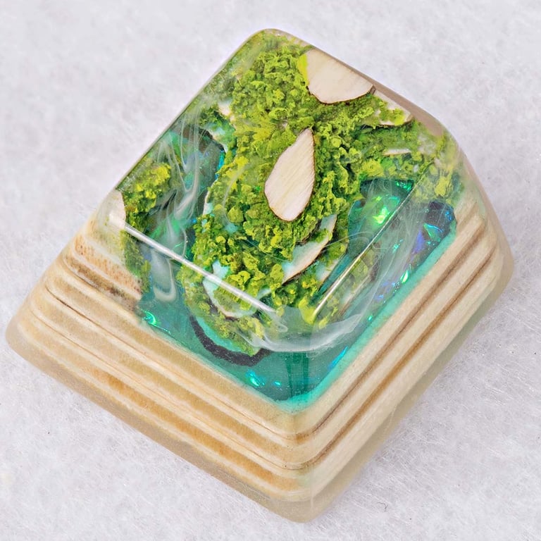 Emerald Cliff / Cherry profile