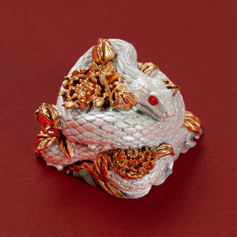 Golden Pearl / X32 Art toy