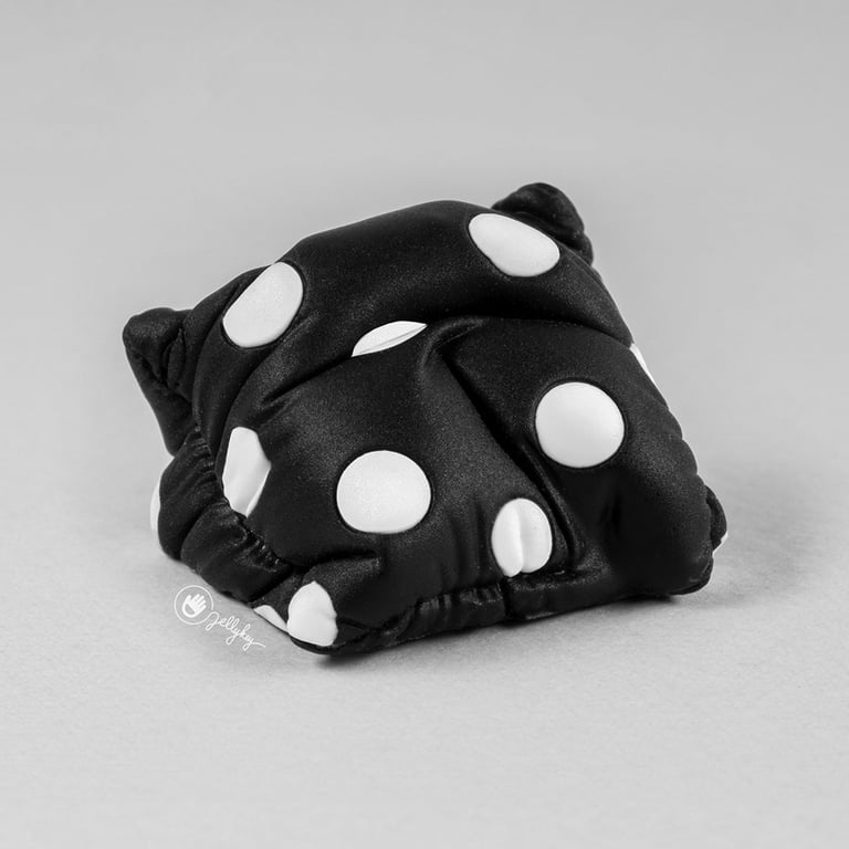 Polka Noir