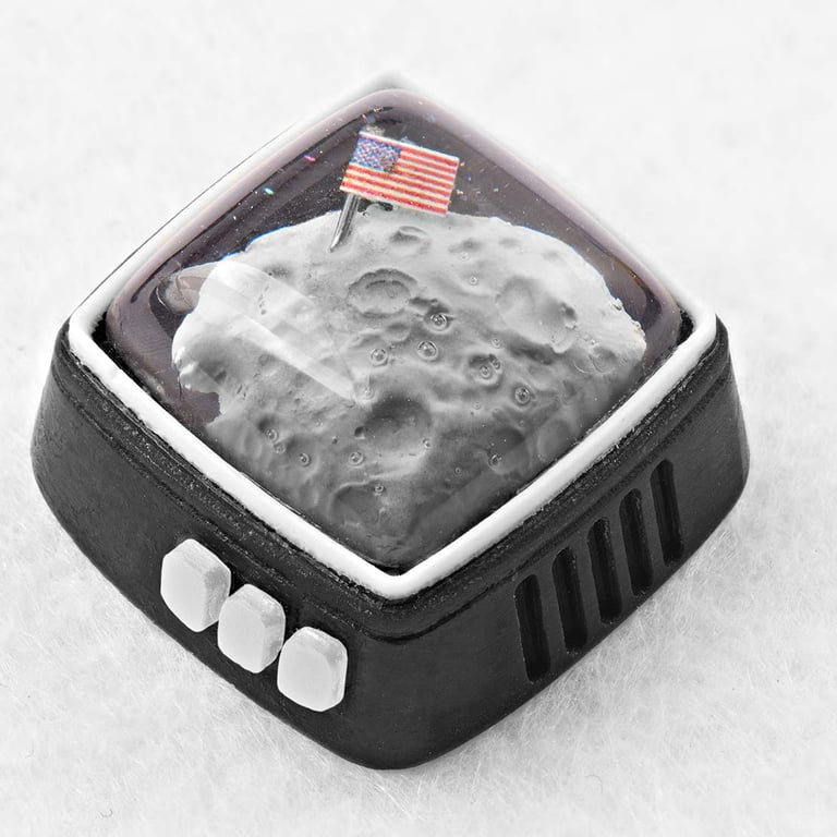 Charcoal / Flag on