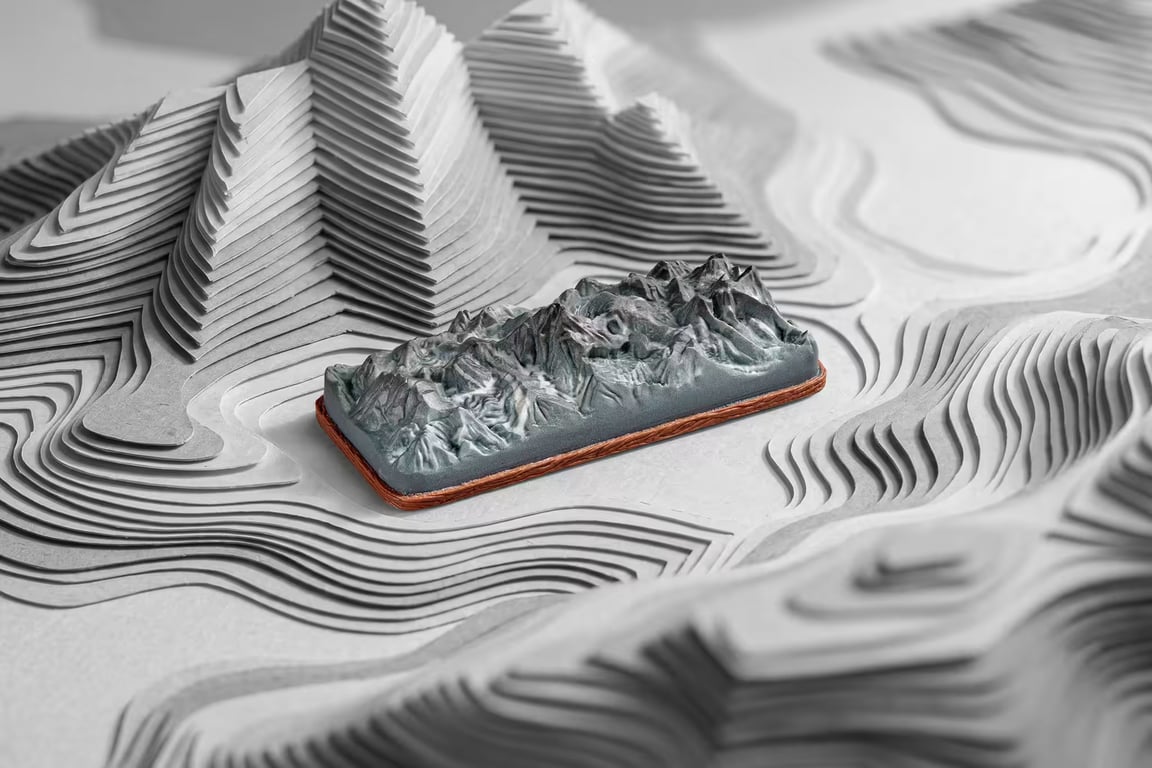 2.25u - Everest Crown