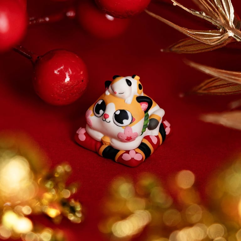 Lucky Tabby Queen (Fire Flowers)