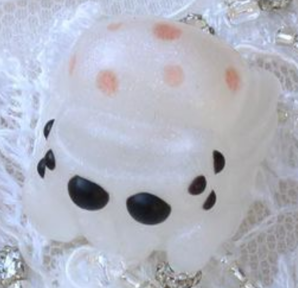 Anniversary (White)