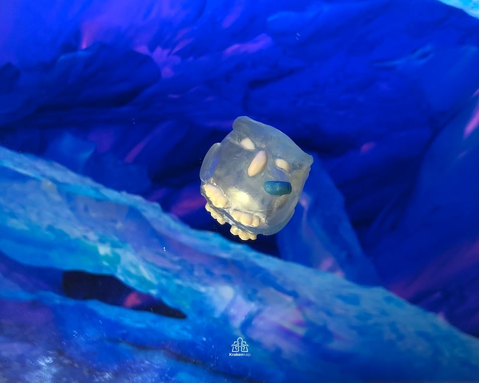 Icy