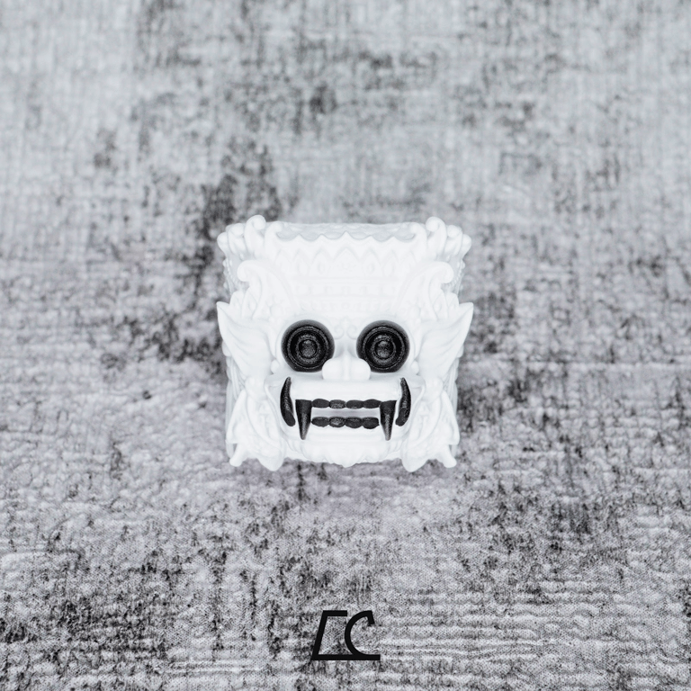 Mono White