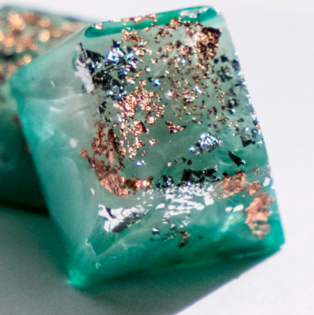 Flakes: Chimeric(Copper/Silver)