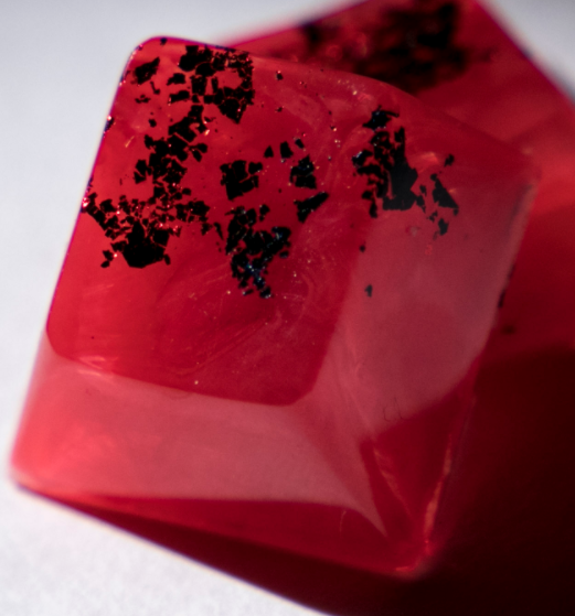 Flakes: Immortal(Red/Black)