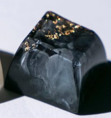 Onyx (KAT Monochrome Collab)