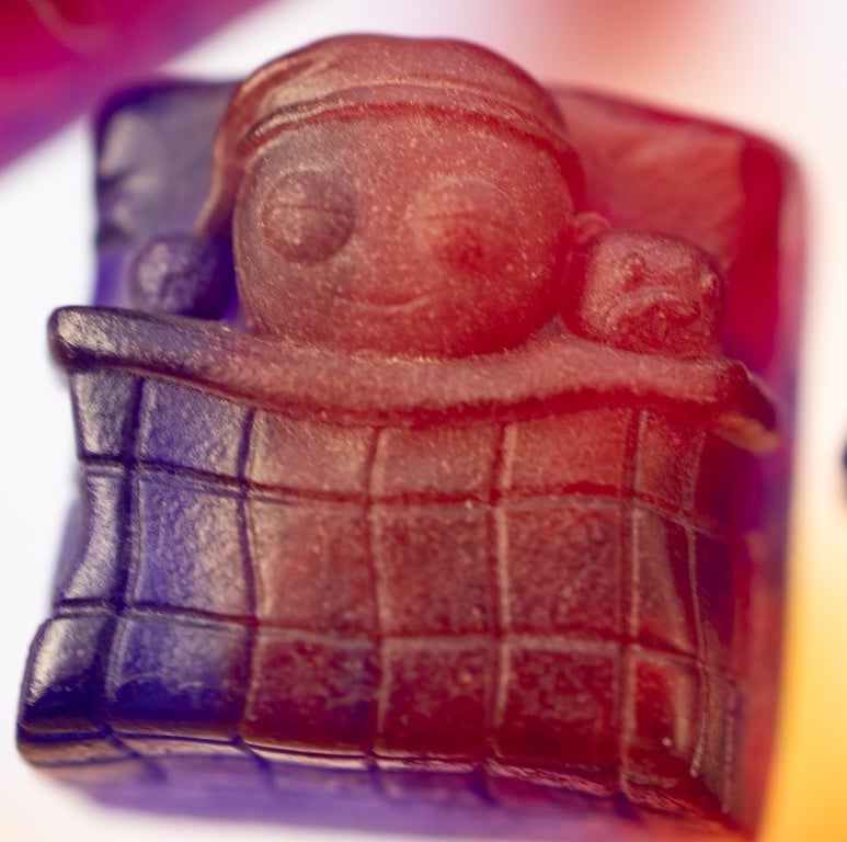 Wild Berry Gummy (Zearoh Cast)