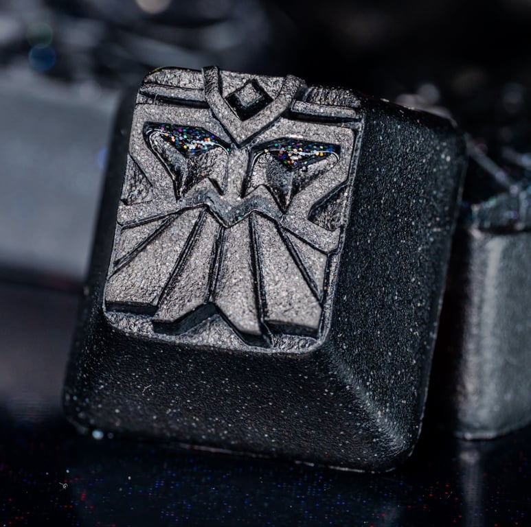 Cosmo's Keeper v1 (Savecaps Cast)