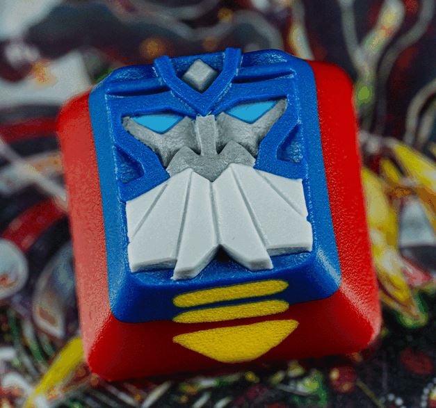 Optimus Prime (Savecaps Cast)