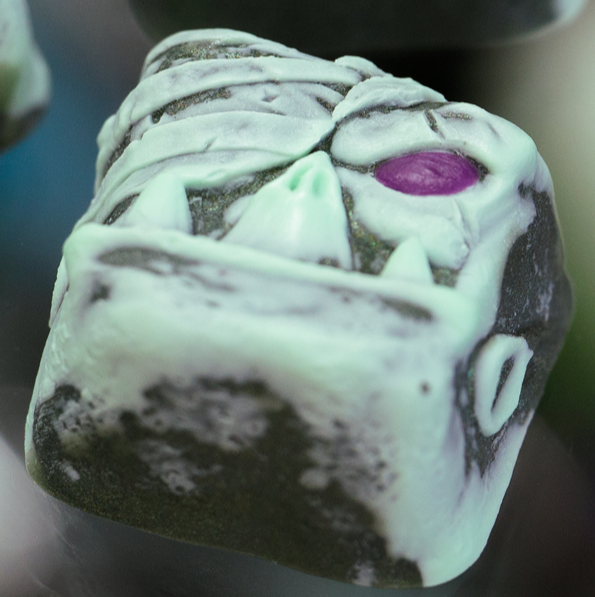Hyper Bog (BKMCaps Cast)
