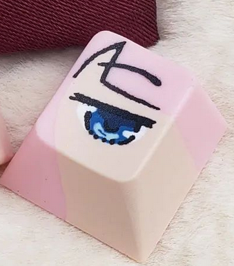 Chika Fujiwara (right eye)