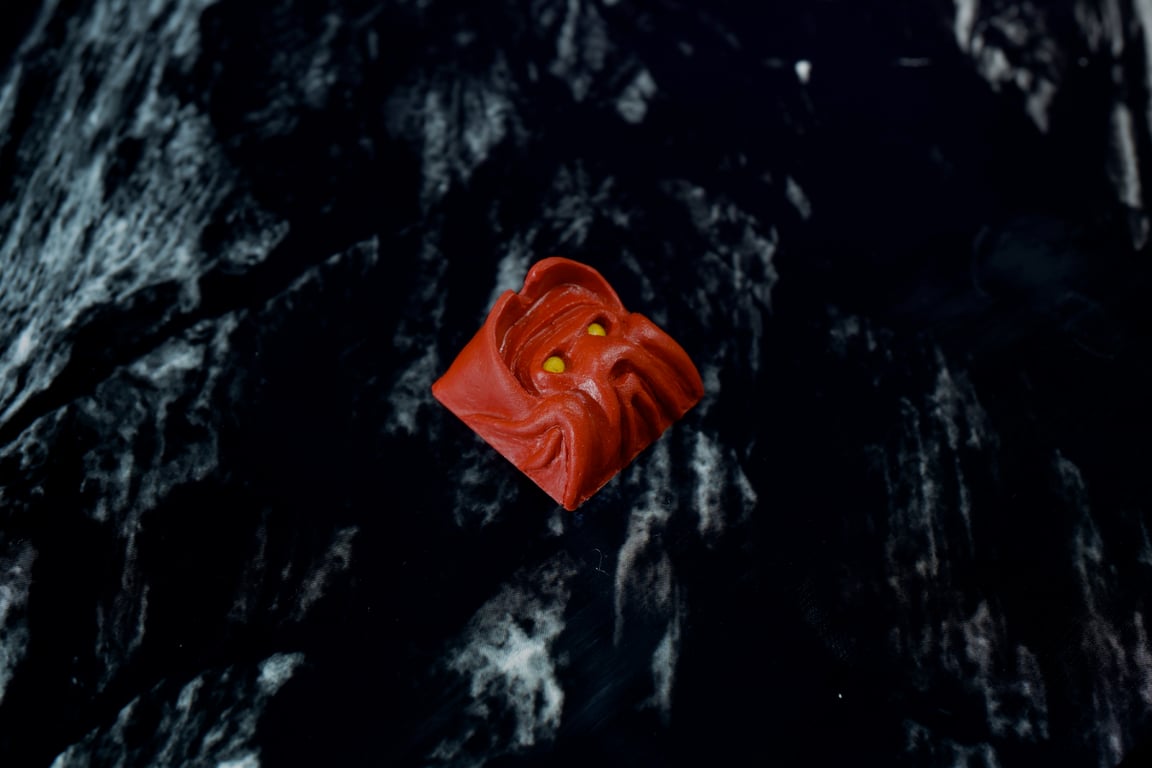 Golden Eye Red