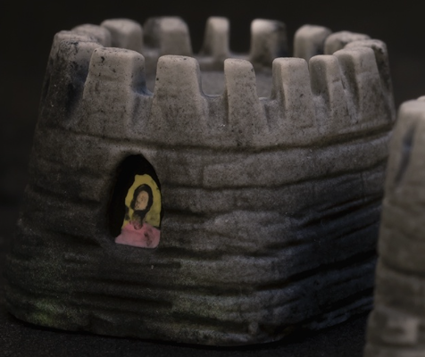 Dark Tower, Round
